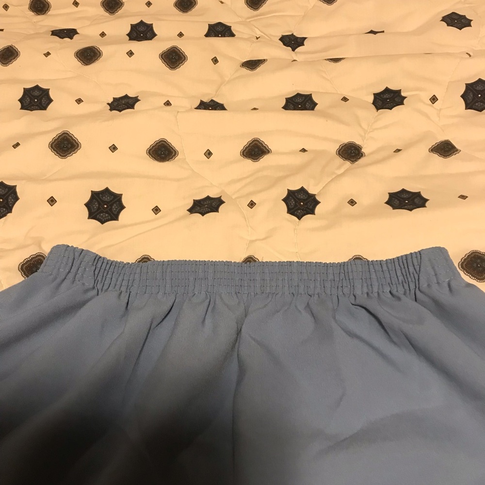 Light blue skirt - Picture 2 of 4